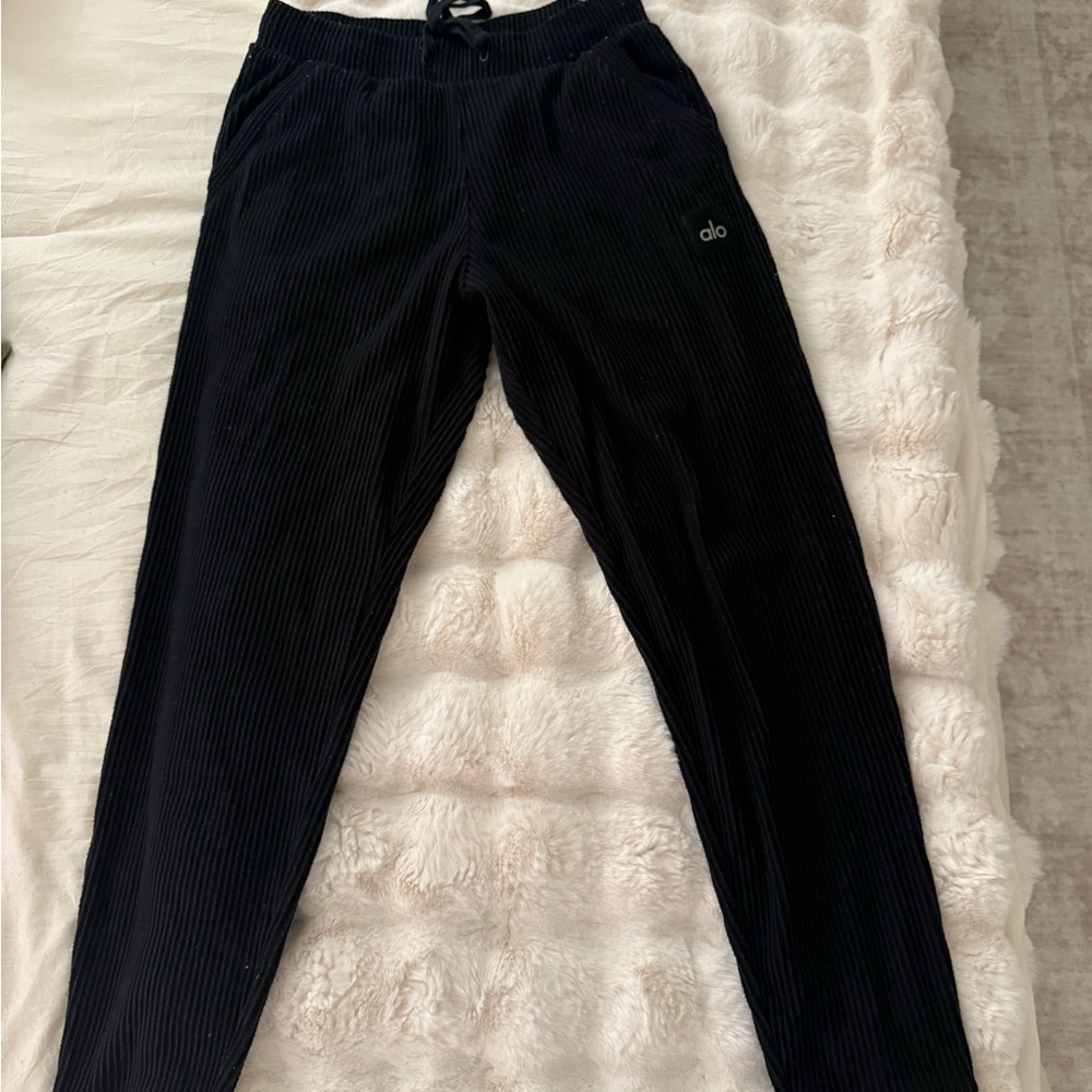ALO Yoga Black Ribbed Joggers